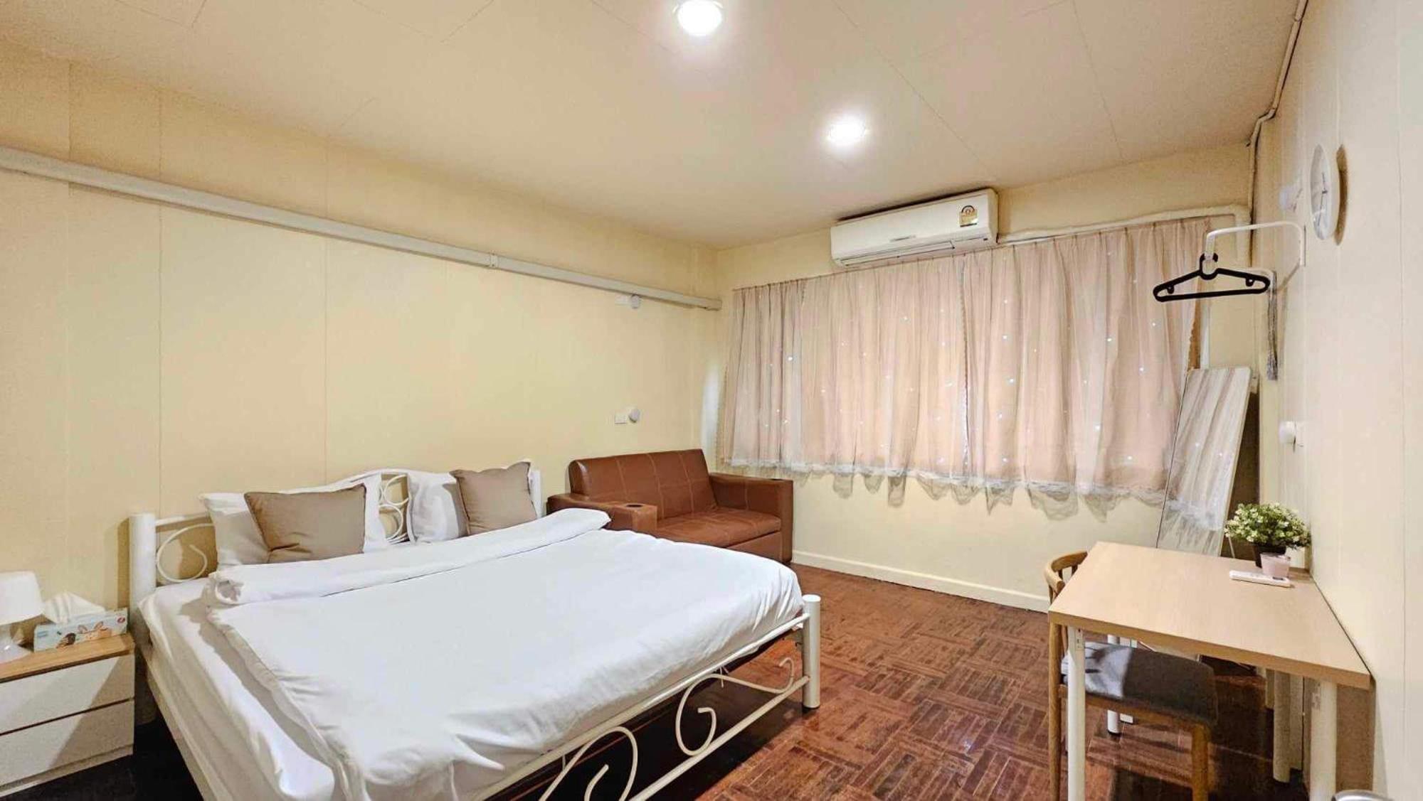 W District Guesthouse Bangkok Luaran gambar